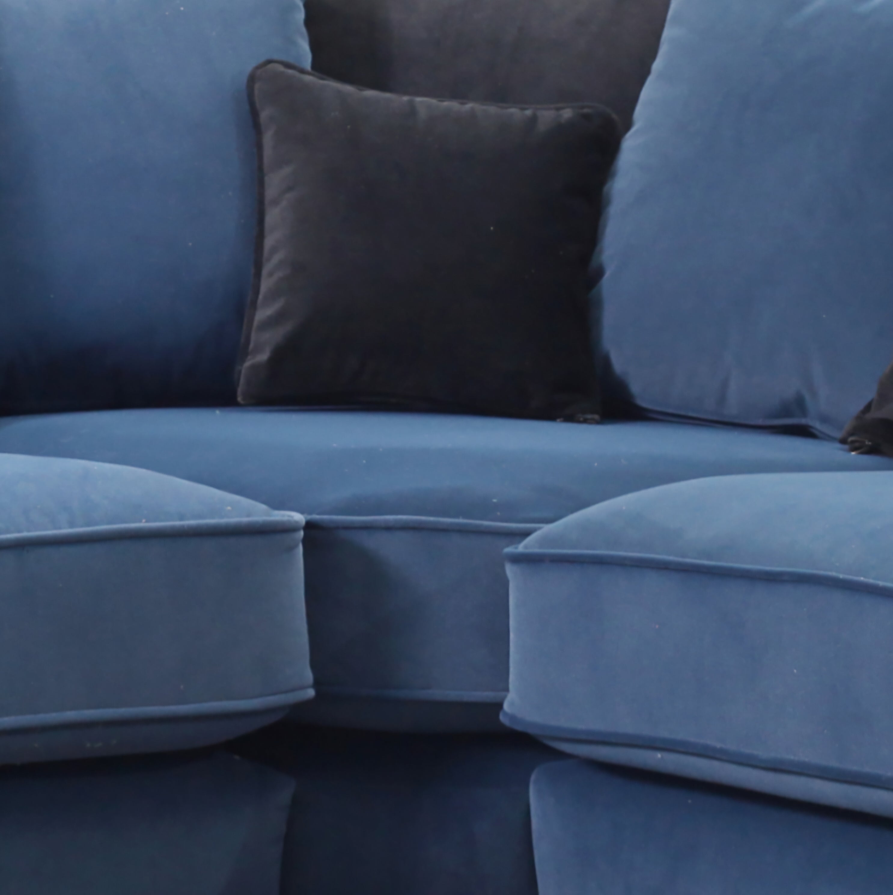 Bentley, Corner, Matte Velvet, Blue + Black